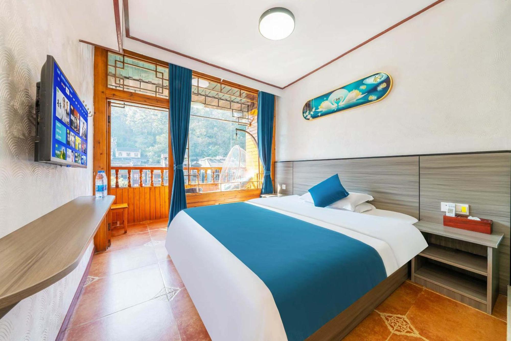 Fenghuang Memory Linjiang Inn Exteriér fotografie
