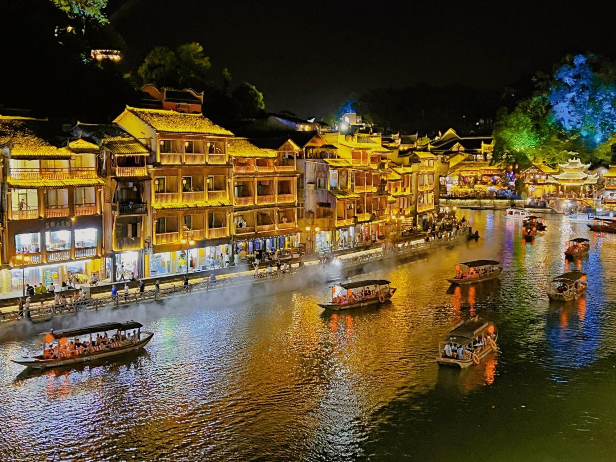 Fenghuang Memory Linjiang Inn Exteriér fotografie