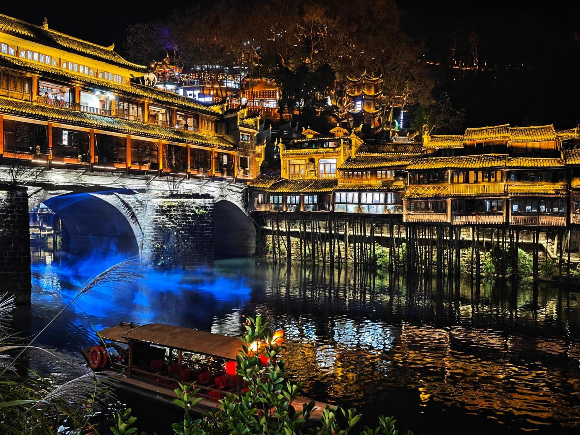 Fenghuang Memory Linjiang Inn Exteriér fotografie