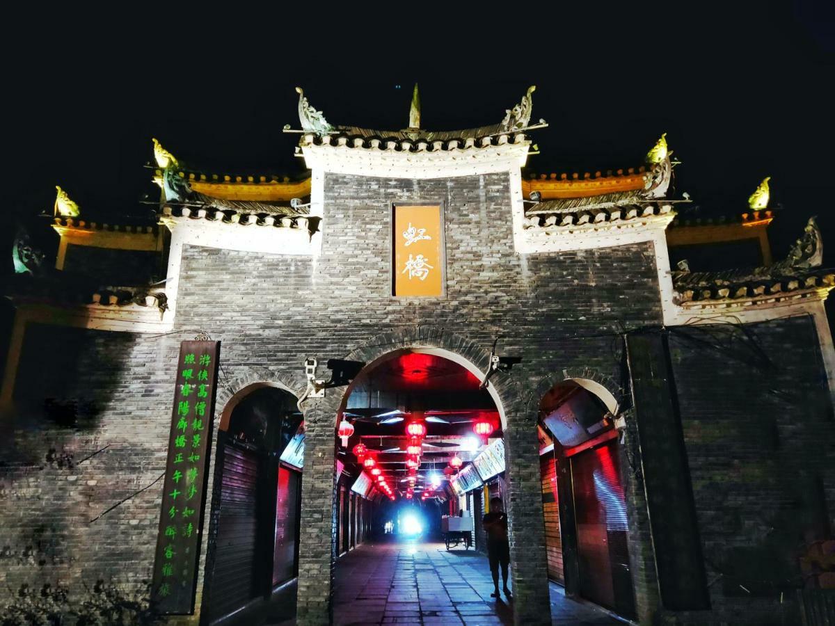 Fenghuang Memory Linjiang Inn Exteriér fotografie